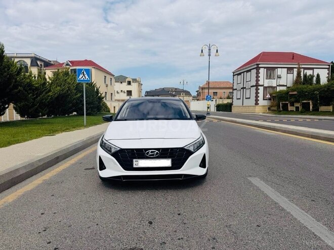 Hyundai i20 2023, 71,000 km - 1.4 l - Bakı