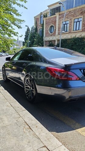 Mercedes  2016, 124,000 km - 2.1 л - Bakı