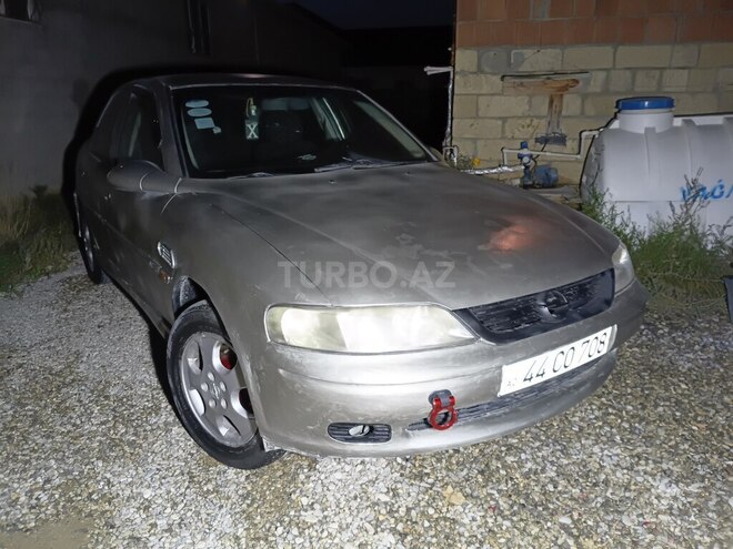 Opel Vectra 1999, 326,432 km - 1.8 l - Sumqayıt