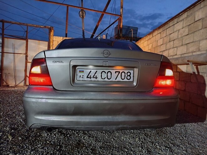 Opel Vectra 1999, 326,432 km - 1.8 l - Sumqayıt