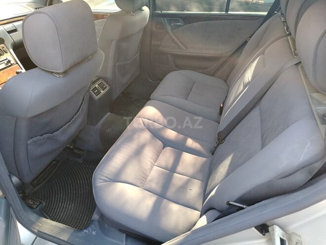 Mercedes E 240 2000, 369,321 km - 2.4 l - Bakı