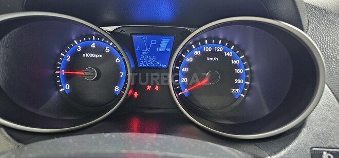 Hyundai ix35 2012, 202,600 km - 2.0 л - Bakı