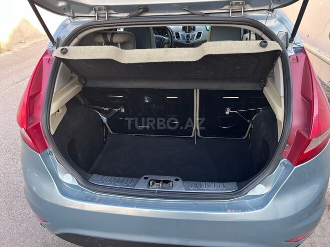 Ford Fiesta 2009, 132,000 km - 1.4 л - Bakı