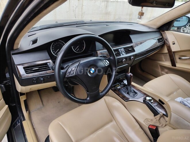 BMW 525 2005, 500,000 km - 2.5 l - Bakı