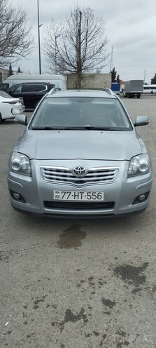 Toyota Avensis 2008, 500,000 km - 2.0 л - Yevlax