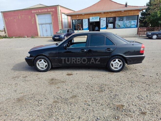 Mercedes 190 1993, 250,000 km - 1.8 l - Şirvan