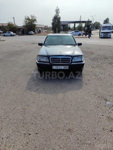 Mercedes 190 1993, 250,000 km - 1.8 l - Şirvan