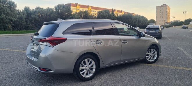 Toyota Auris 2016, 163,000 km - 1.8 l - Bakı