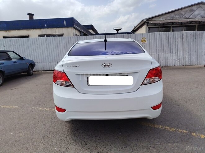 Hyundai Accent 2011, 194,000 km - 1.6 l - Masallı
