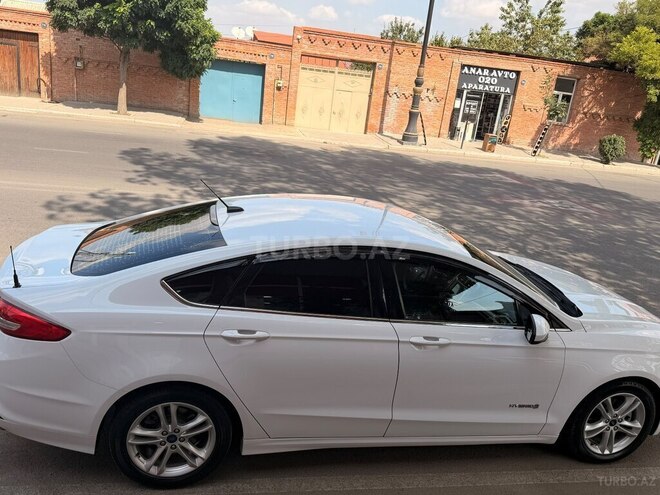 Ford Fusion (North America) 2017, 176,000 km - 2.0 l - Gəncə