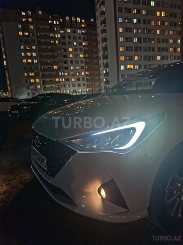 Hyundai Accent 2021, 128,000 km - 1.6 l - Bakı