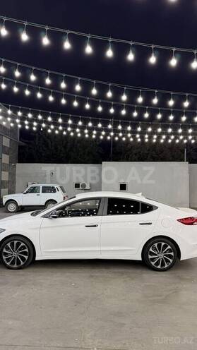 Hyundai Avante 2016, 170,353 km - 1.6 л - Biləsuvar