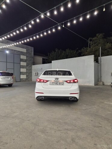 Hyundai Avante 2016, 170,353 km - 1.6 л - Biləsuvar