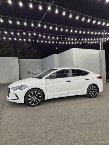 Hyundai Avante 2016, 170,353 km - 1.6 л - Biləsuvar