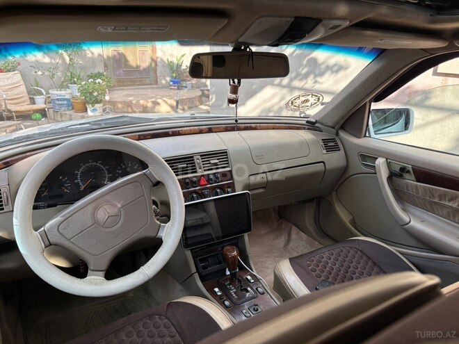 Mercedes C 230 1999, 380,000 km - 2.3 l - Bakı