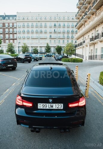 BMW  2015, 263,000 km - 2.0 l - Bakı
