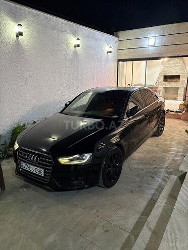 Audi A4 2013, 207,000 km - 1.8 л - Bakı