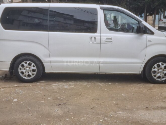 Hyundai H-1 2014, 270,000 km - 2.5 l - Sumqayıt