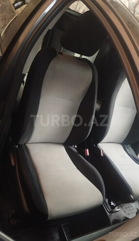 Toyota Yaris 2012, 350,000 km - 1.5 л - Bakı