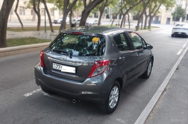 Toyota Yaris 2012, 350,000 km - 1.5 л - Bakı