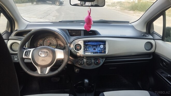 Toyota Yaris 2012, 350,000 km - 1.5 л - Bakı