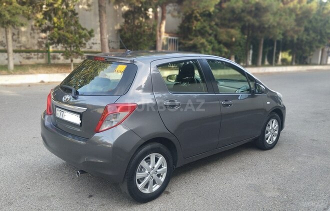 Toyota Yaris 2012, 350,000 km - 1.5 л - Bakı
