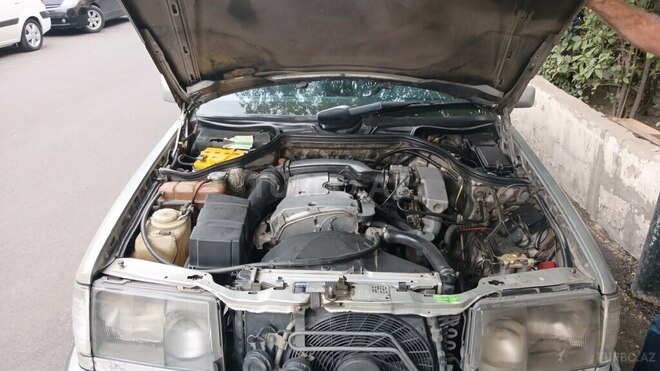 Mercedes 200 E 1992, 933,000 km - 2.0 л - Bakı