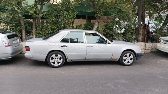 Mercedes 200 E 1992, 933,000 km - 2.0 л - Bakı