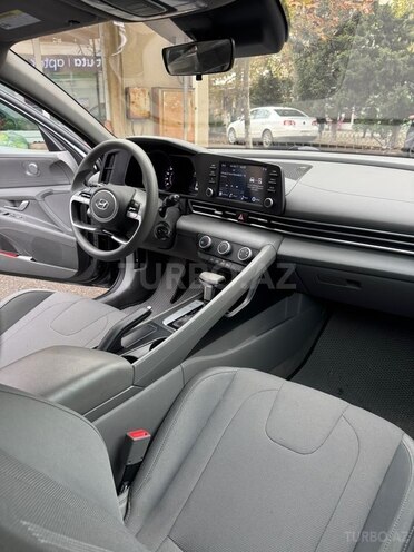 Hyundai Elantra 2021, 120,000 km - 2.0 l - Bakı