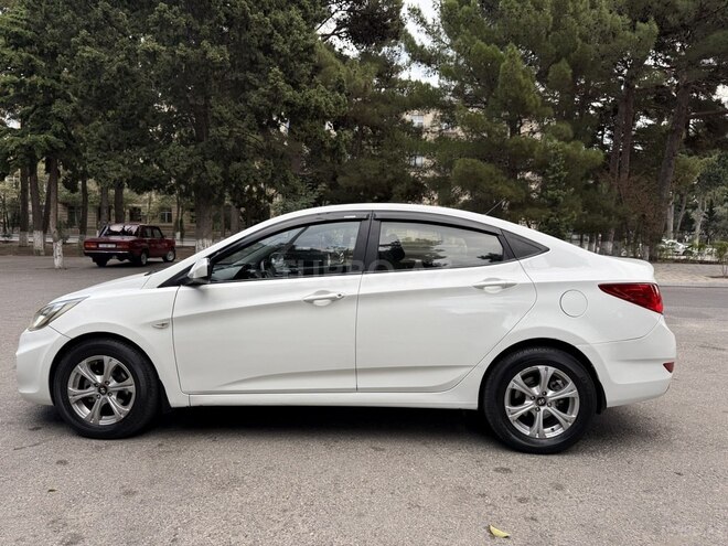 Hyundai Accent 2013, 220,000 km - 1.4 л - Sumqayıt