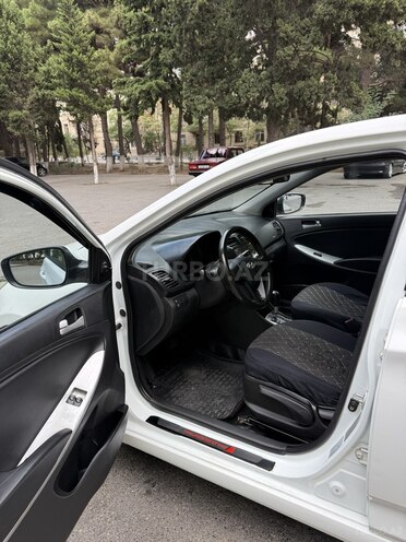 Hyundai Accent 2013, 220,000 km - 1.4 л - Sumqayıt