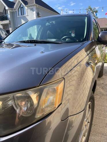 Mitsubishi Outlander 2006, 300,000 km - 3.0 l - Bakı