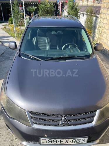 Mitsubishi Outlander 2006, 300,000 km - 3.0 l - Bakı