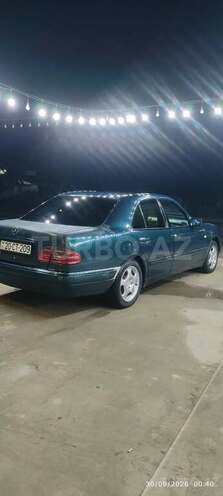 Mercedes E 230 1996, 217,283 km - 2.3 л - Şirvan