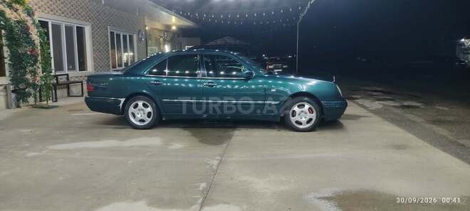 Mercedes E 230 1996, 217,283 km - 2.3 л - Şirvan