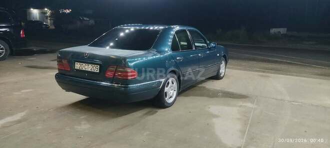 Mercedes E 230 1996, 217,283 km - 2.3 л - Şirvan