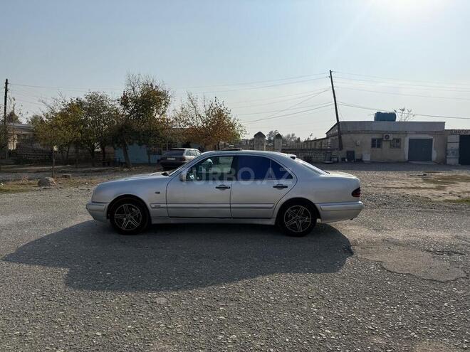 Mercedes E 220 1999, 350,000 km - 2.2 l - Ağcabədi