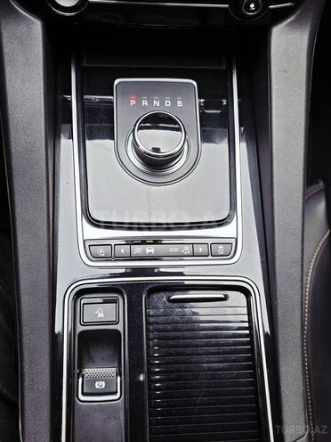 Jaguar F-Pace 2017, 163,000 km - 2.0 l - Bakı