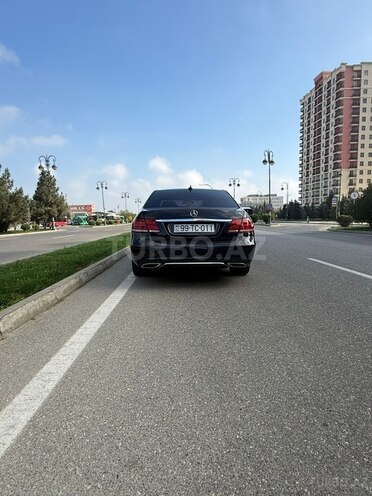 Mercedes E 220 2014, 215,352 km - 2.1 l - Bakı