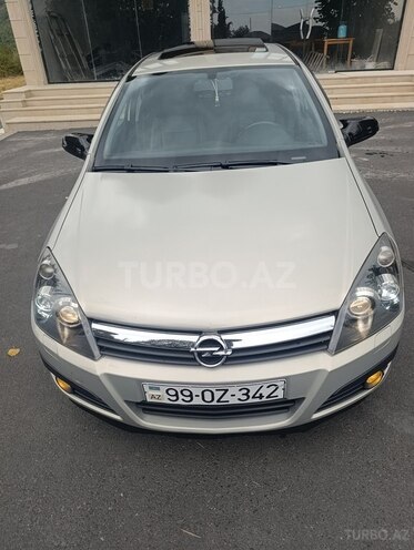Opel Astra 2006, 266,000 km - 1.4 l - Qax