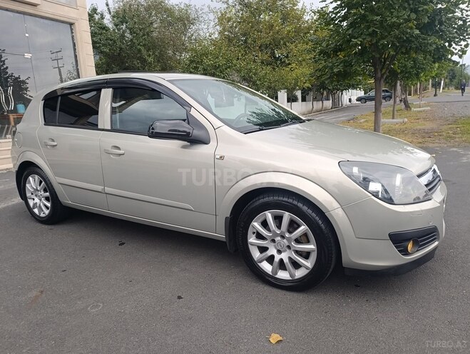 Opel Astra 2006, 266,000 km - 1.4 l - Qax