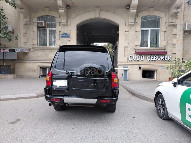 Mitsubishi Pajero 2002, 300,000 km - 3.0 l - Bakı