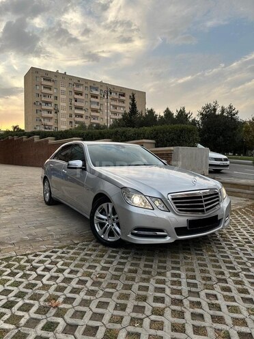 Mercedes E 220 2010, 367,000 km - 2.1 л - Bakı