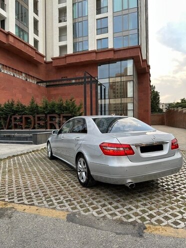 Mercedes E 220 2010, 367,000 km - 2.1 л - Bakı