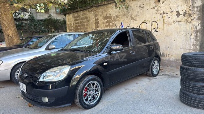 Kia Rio 2006, 253,000 km - 1.5 л - Bakı