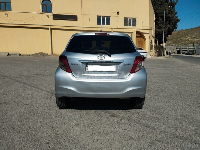 Toyota Yaris 2012, 405,000 km - 1.3 l - Bakı