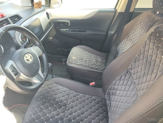 Toyota Yaris 2012, 405,000 km - 1.3 l - Bakı