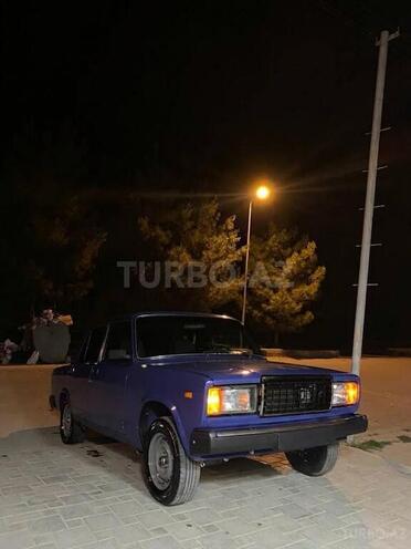 LADA (VAZ) 2107 2005, 120,000 km - 1.6 l - Salyan
