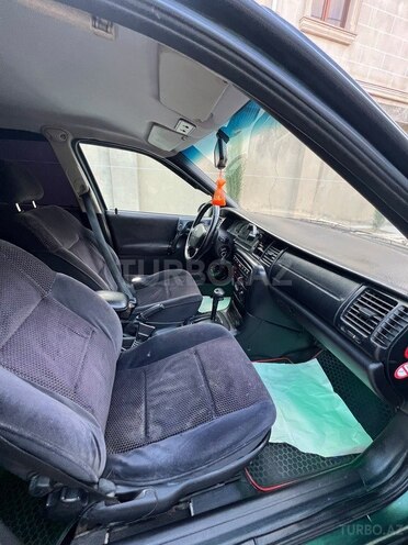 Opel Vectra 1996, 321,000 km - 2.0 l - Bakı