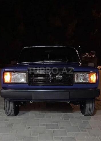 LADA (VAZ) 2107 2005, 120,000 km - 1.6 l - Salyan